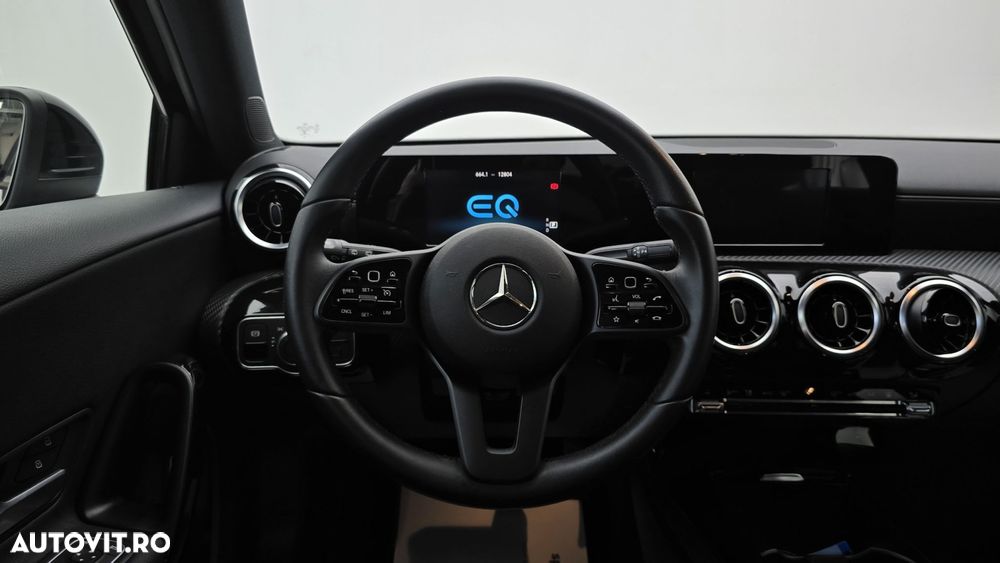 Mercedes-Benz A - 15