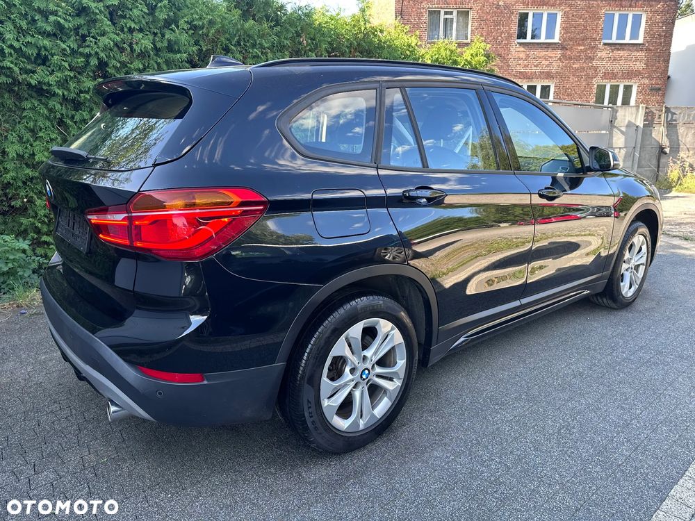 BMW X1 xDrive20d xLine - 4