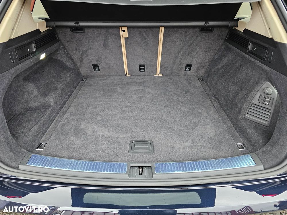 Volkswagen Touareg V6 TDI 4MOTION R-Line - 8