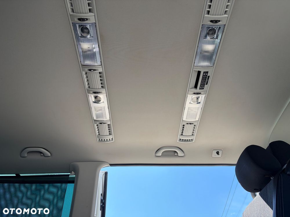 Volkswagen Multivan 2.0 TDI L1 Business DSG - 34