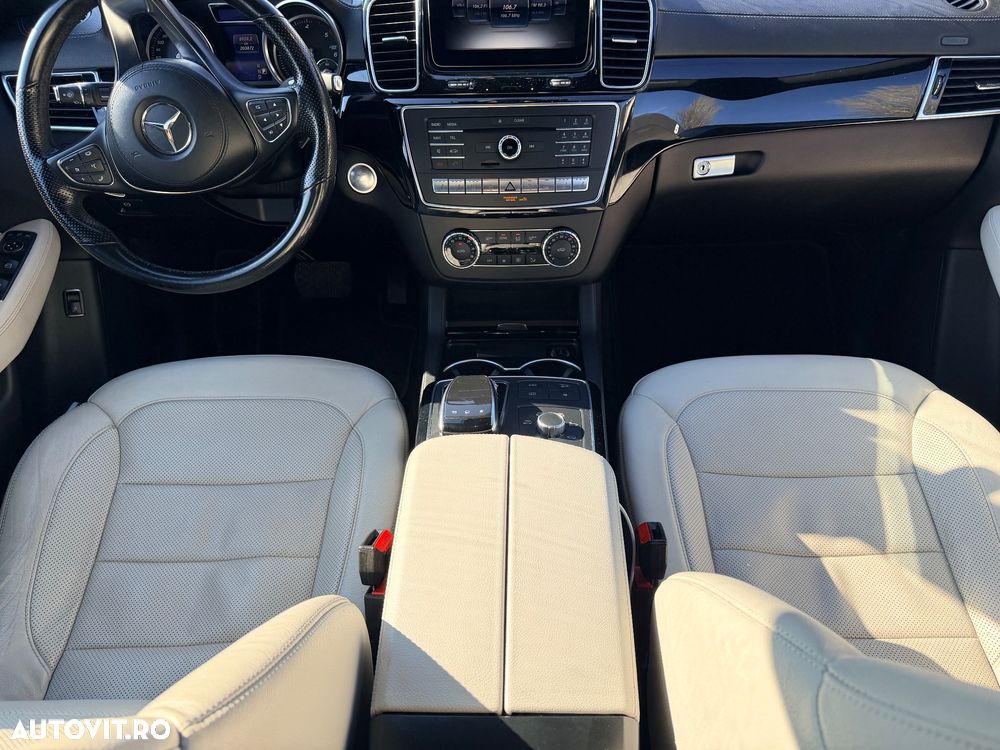 Mercedes-Benz GLS - 2