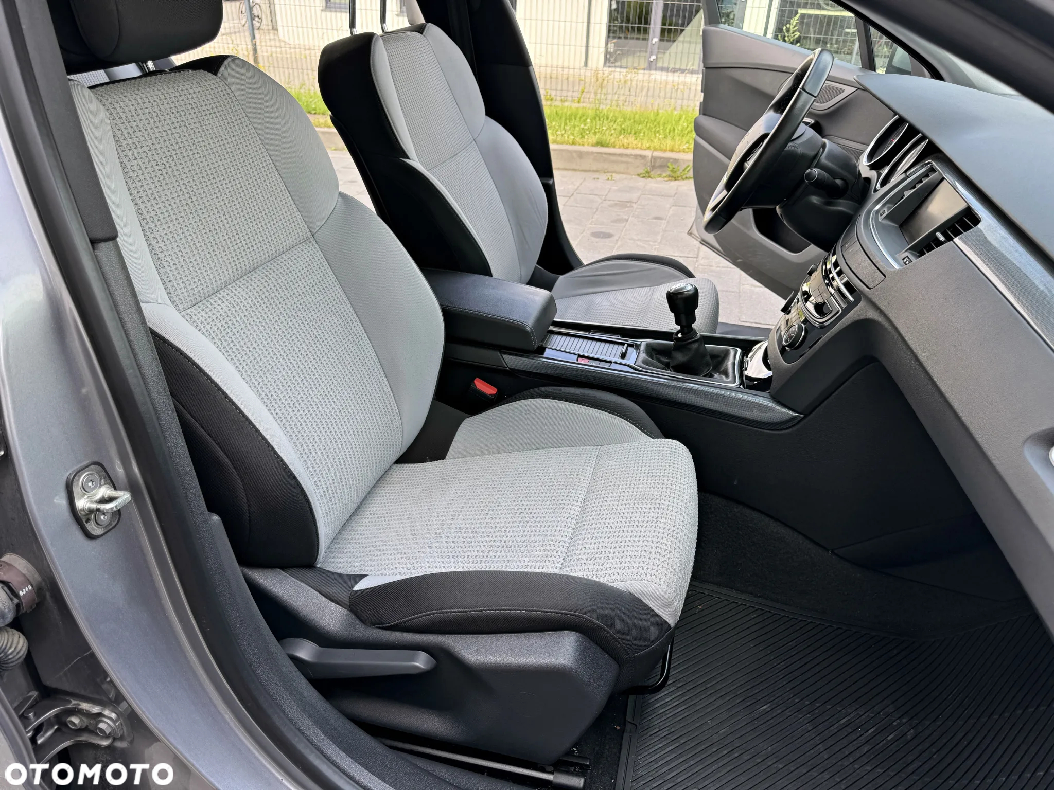 Peugeot 508 BlueHDi 120 Stop&Start Active - 17