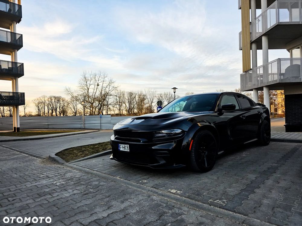 Dodge Charger ver-5-7-v8-rt - 4