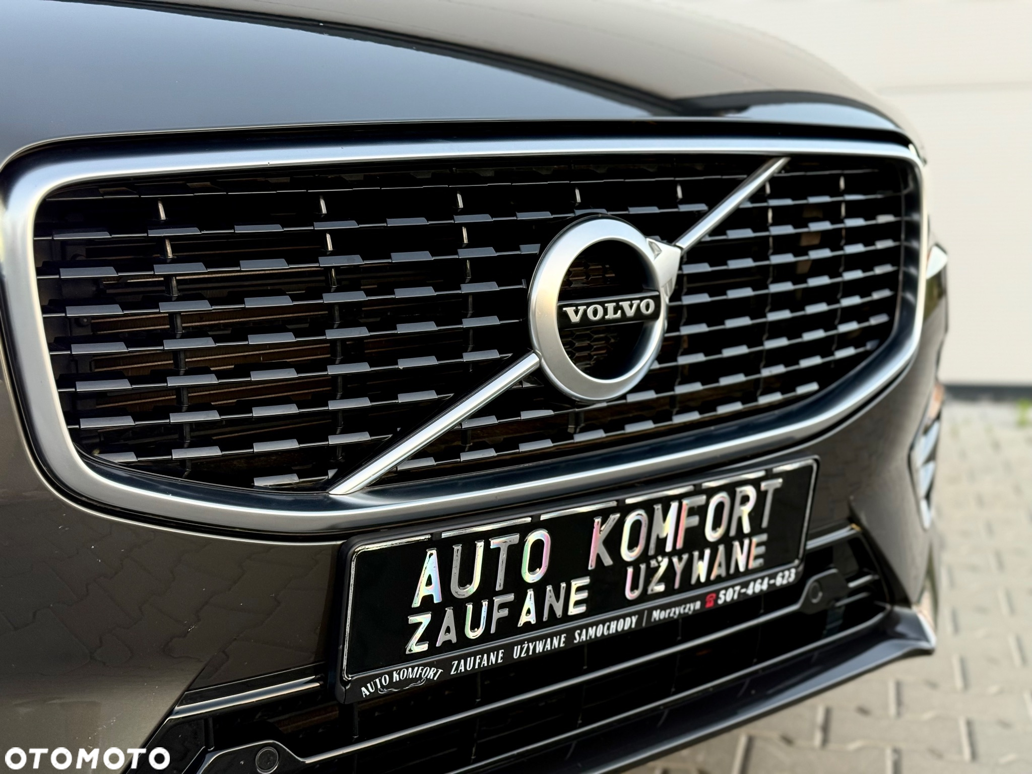 Volvo XC 60 D4 R-Design - 14