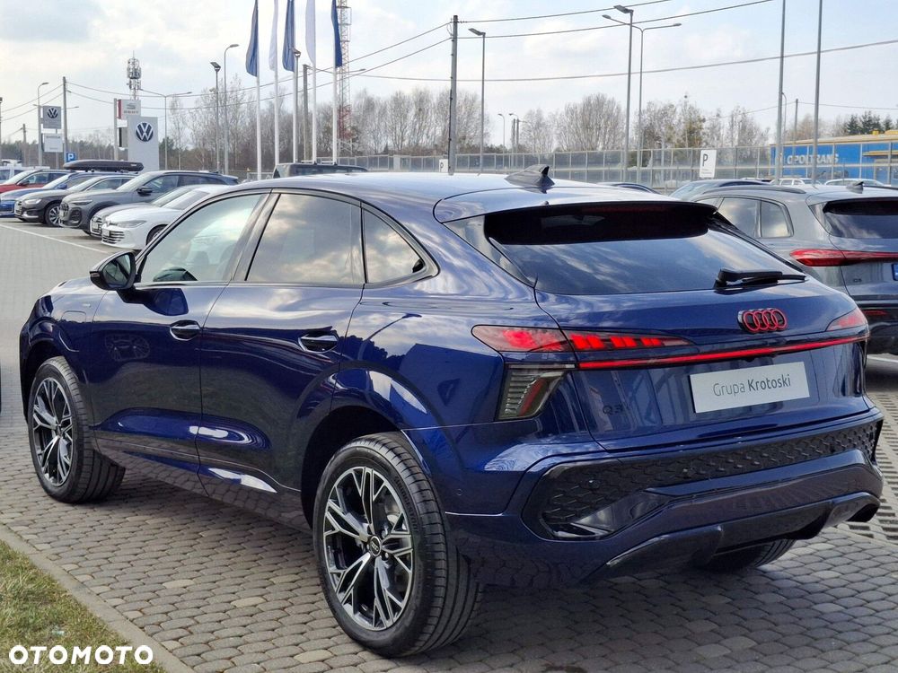 Audi Q3 Sportback - 4