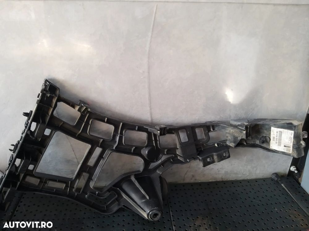 Suport stanga bara spate citroen c5 aircross 9833400080 - 3