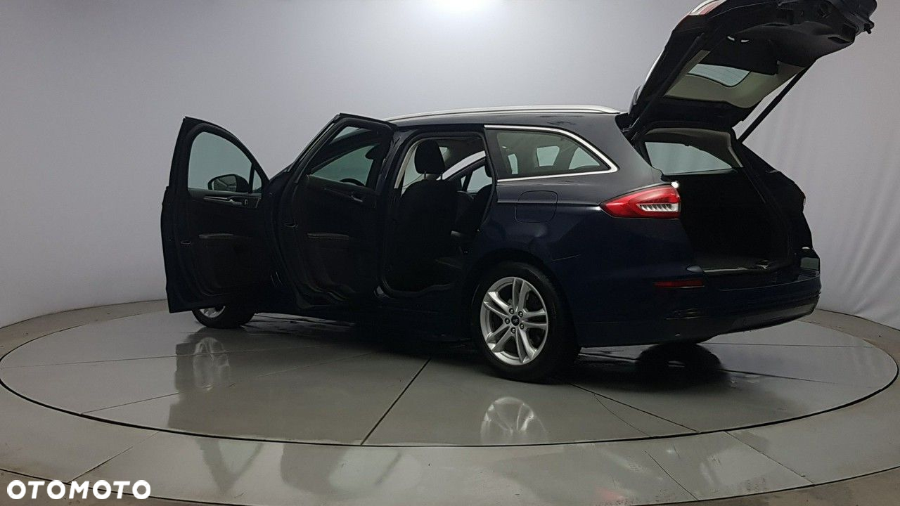 Ford Mondeo - 11