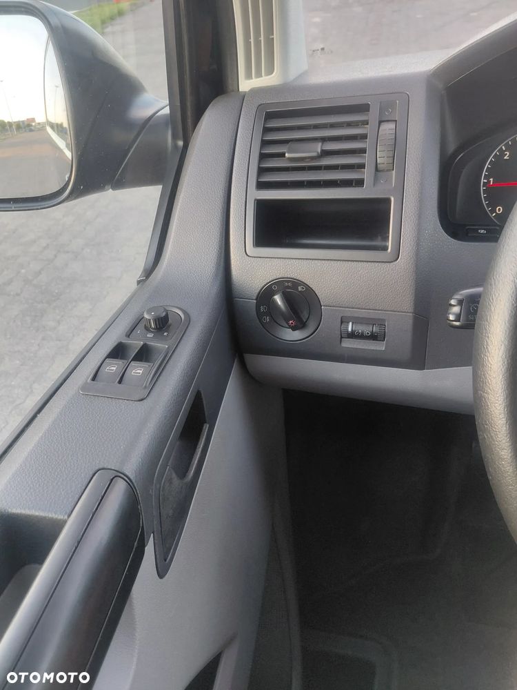 Volkswagen TRANSPORTER T5 LIFT - 8