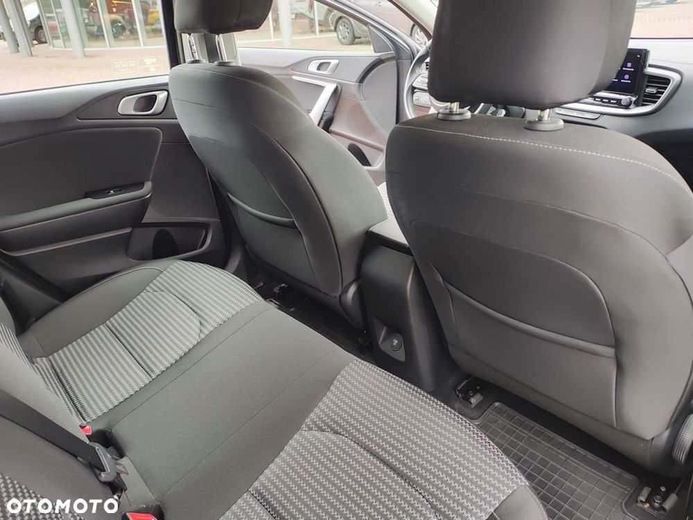 Kia Ceed 1.5 T-GDI M - 20