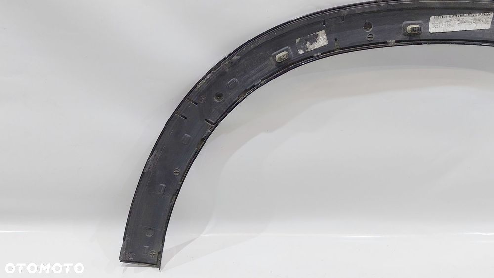 listwa błotnika tył lewy mercedes eqe v295 amg a2946983900 - 5