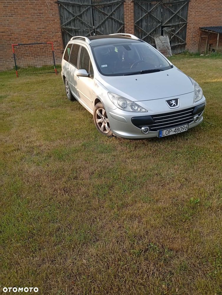 Peugeot 307 - 1