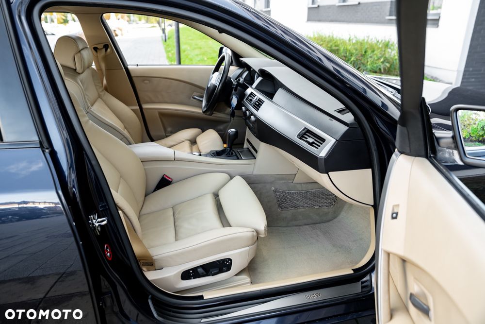 BMW Seria 5 - 23