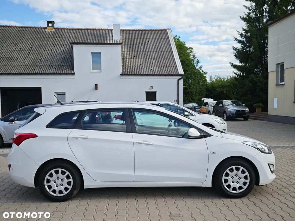 Hyundai i30 1.4 Classic - 8