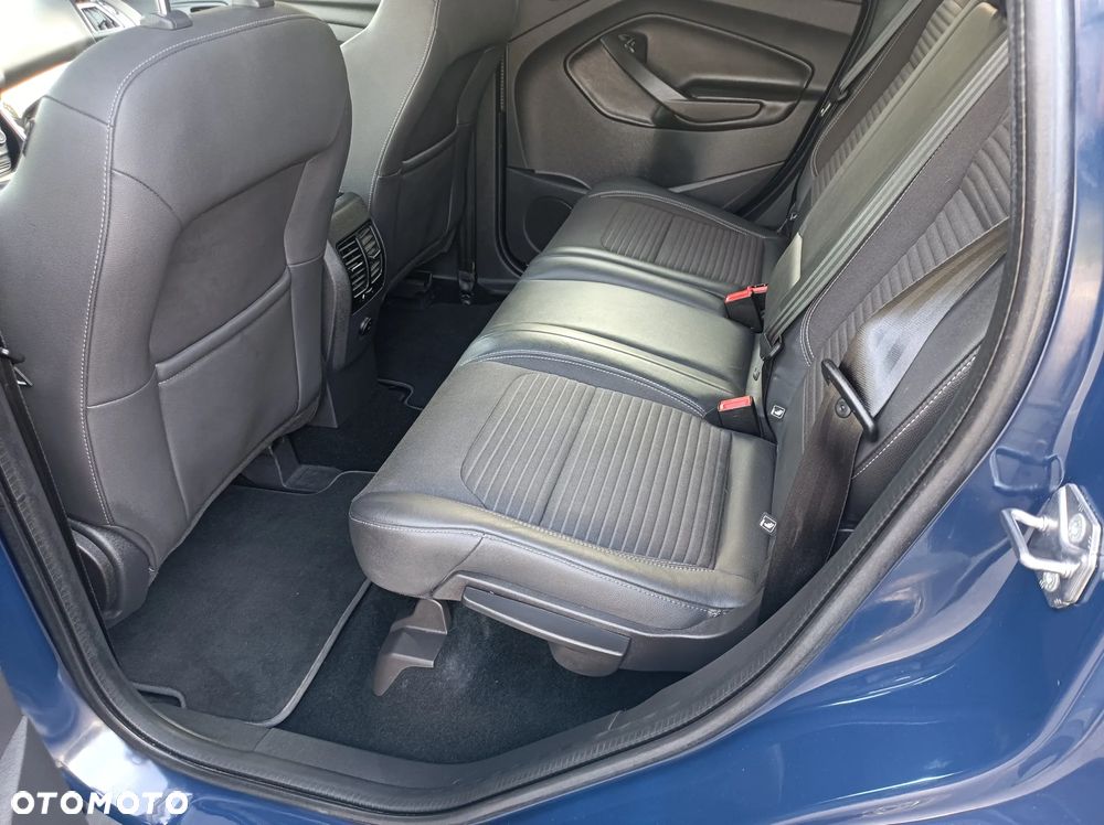 Ford Kuga 2.0 TDCi 2x4 Business Edition - 6