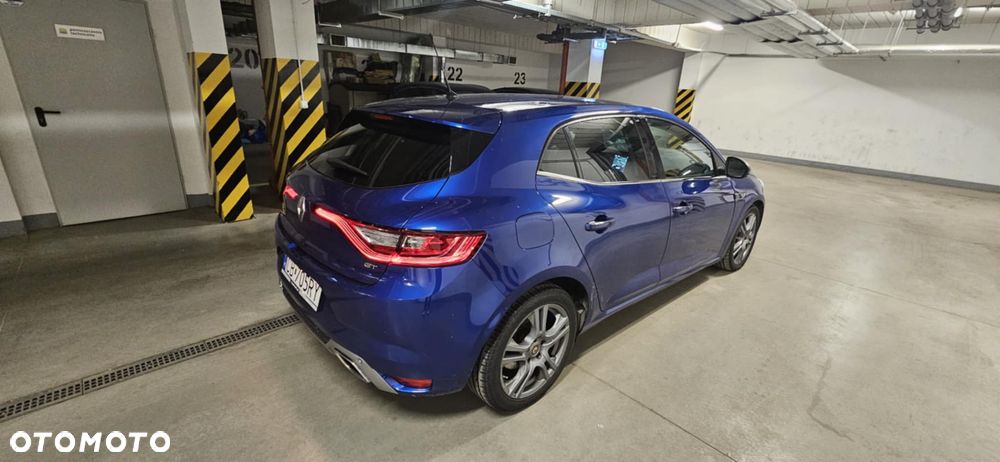 Renault Megane ENERGY TCe 205 EDC GT - 4