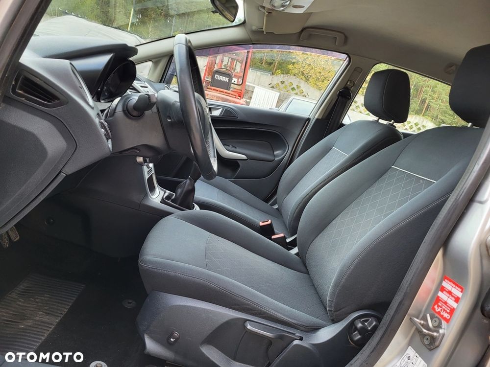 Ford Focus 1.6 Ambiente EU5 - 12