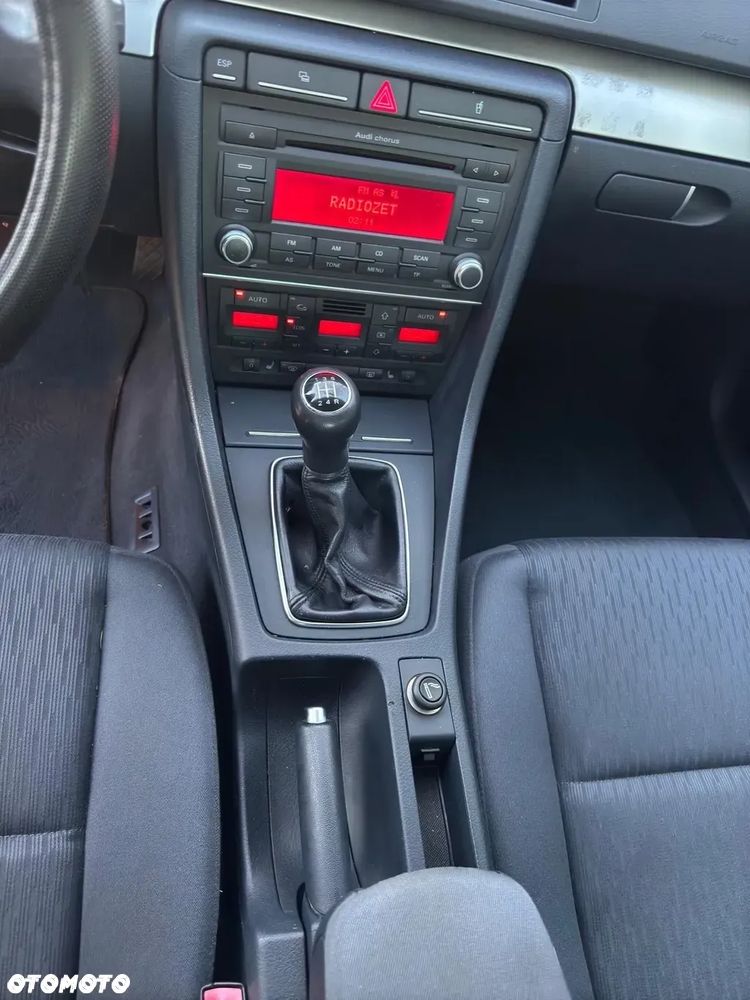 Audi A4 Limousine - 16