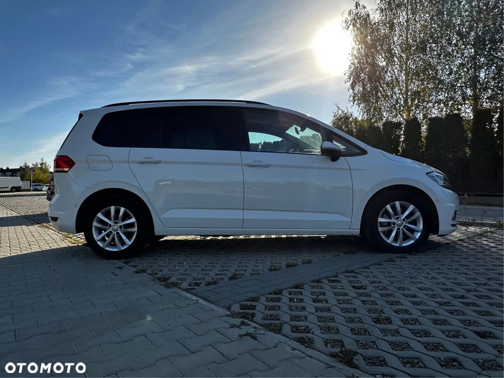 Volkswagen Touran 2.0 TDI BMT Comfortline DSG - 5