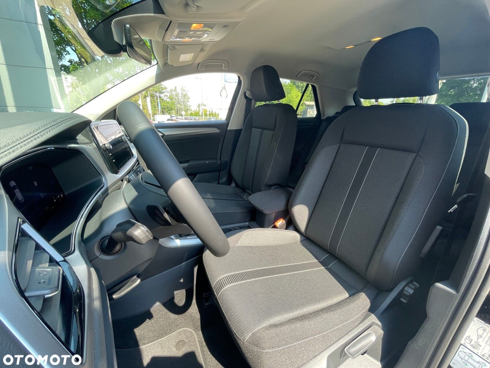 Volkswagen T-Roc 1.5 TSI Life Plus DSG - 13