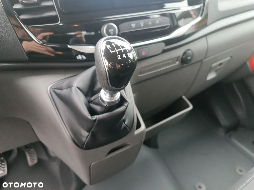 Ford Transit - 15