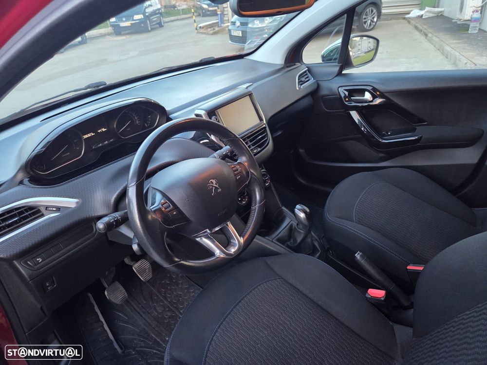 Peugeot 208 1.2 PureTech Style - 5