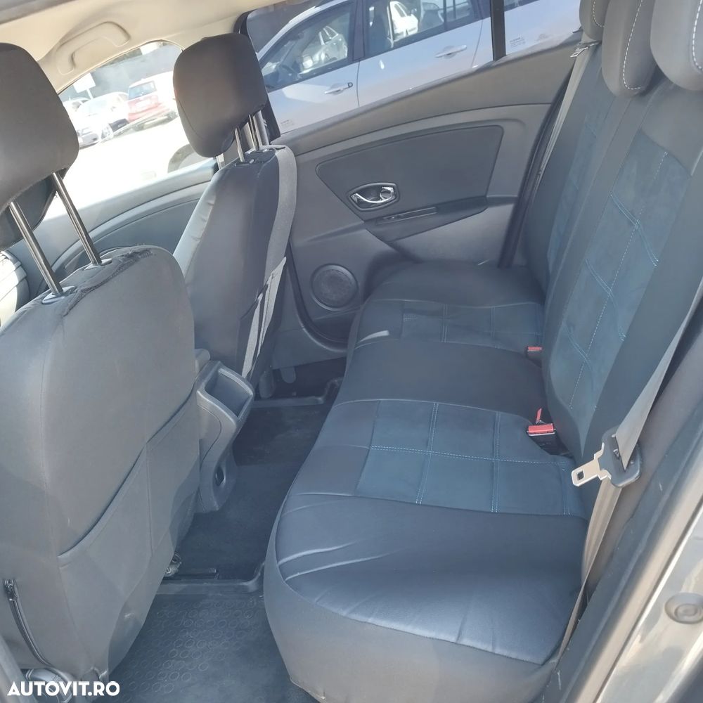 Renault Megane 1.5 dCi Expression - 10