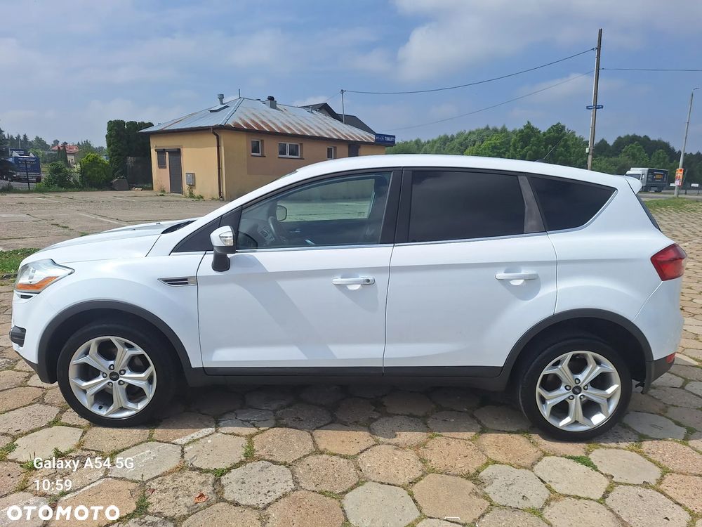 Ford Kuga 2.0 TDCi 4x4 Titanium - 4