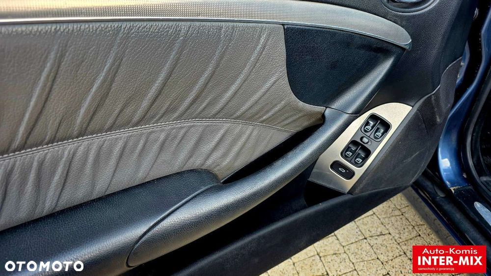 Mercedes-Benz CLK - 25