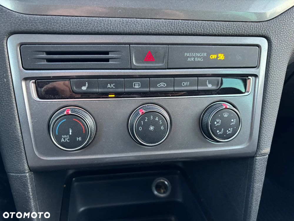 Volkswagen Golf Sportsvan VII SV 1.2 TSI BMT Trendline - 18