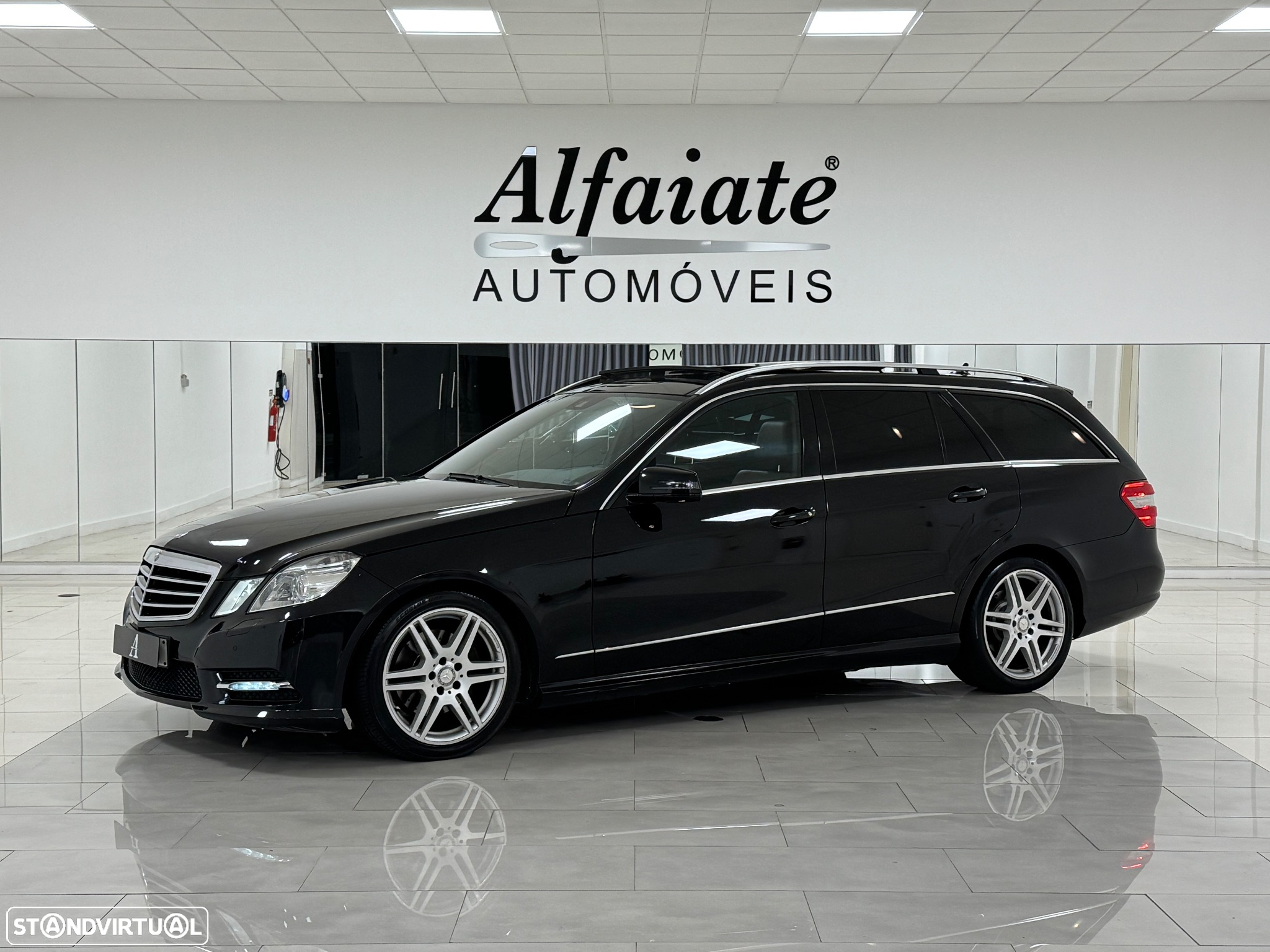 Mercedes-Benz E 300 Bluetec Hybrid Avantgarde - 11