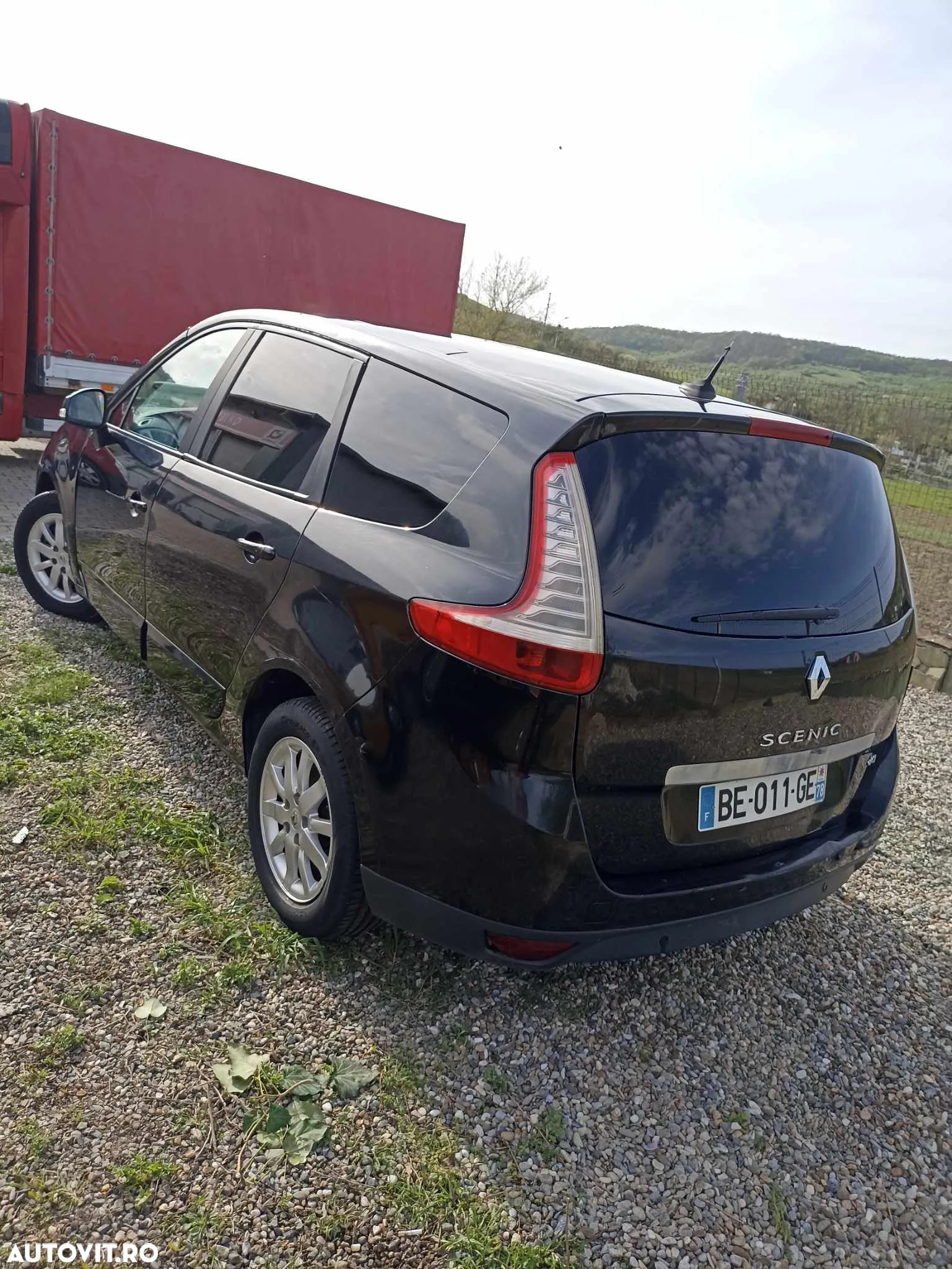 Renault Scenic - 13