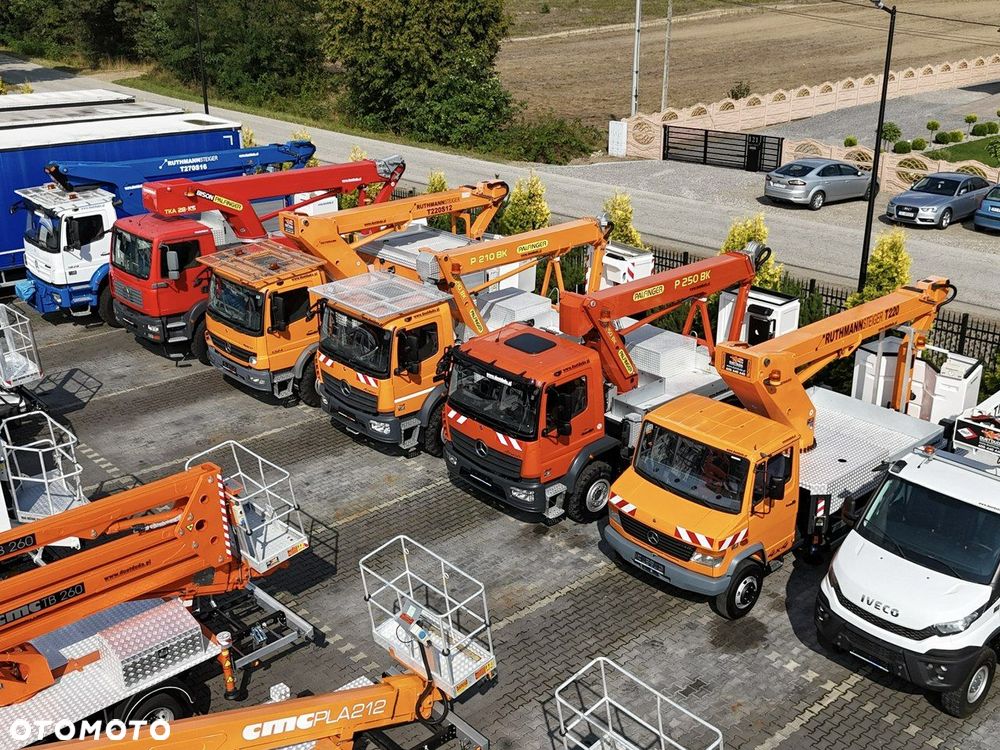 Nissan Zwyżka Podnośnik Koszowy 4X4 CABSTAR MAXITY SPRINTER - 11