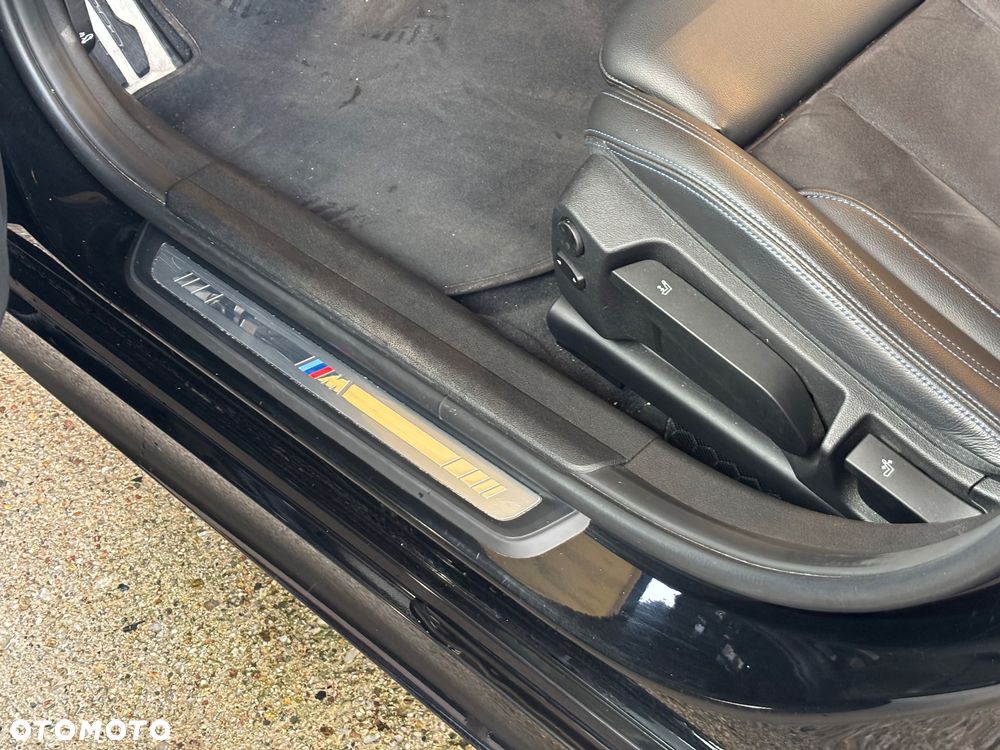 BMW Seria 3 320d xDrive mHEV M Sport - 8