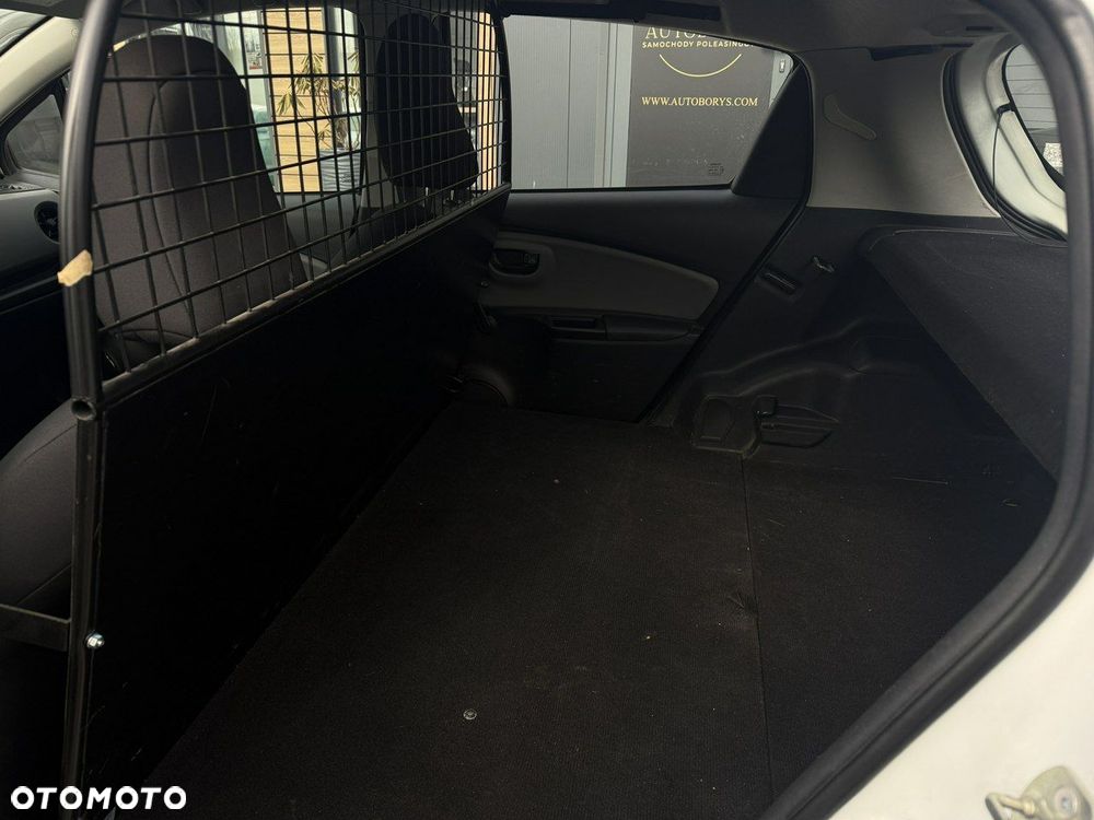 Toyota Yaris 1.5 Active - 9
