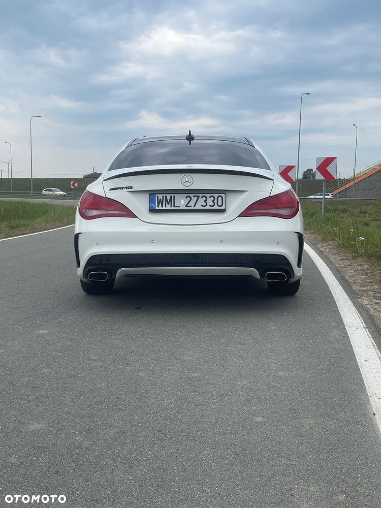 Mercedes-Benz CLA 250 7G-DCT - 14