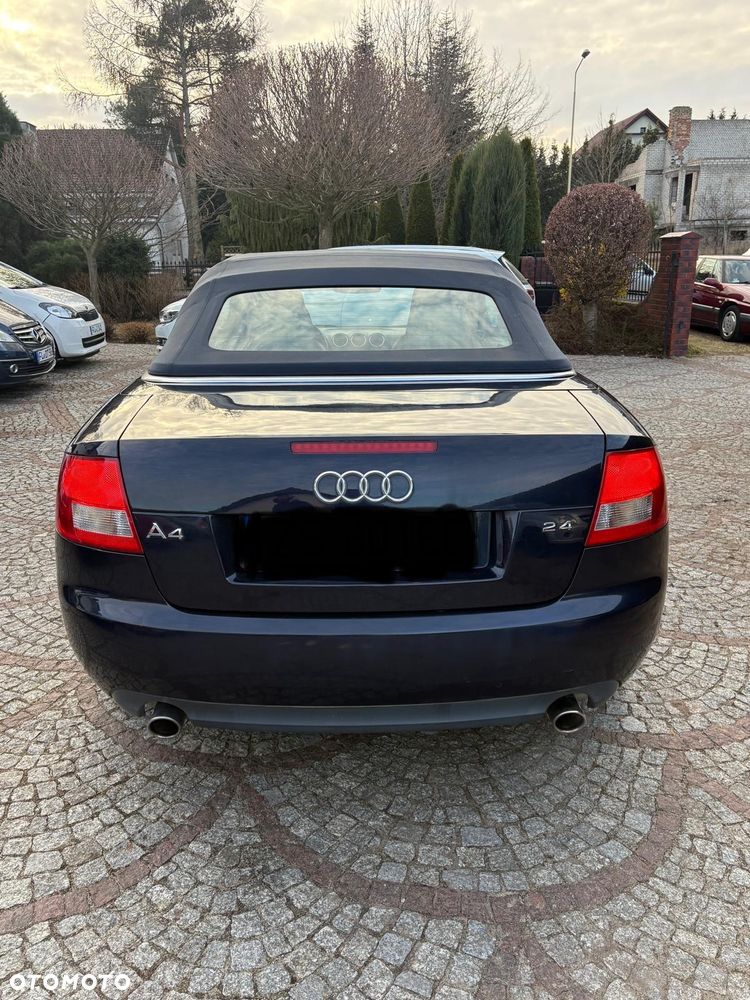 Audi A4 Cabrio 2.4 - 28