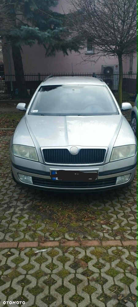 Skoda Octavia 2.0 TDI Elegance DSG - 2