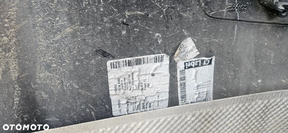 Dodge Durango 2017- GT Zderzak tył 4x PDC Martwe pola zaślepka na hak Zderzak tylny Listwa zderzaka - 20