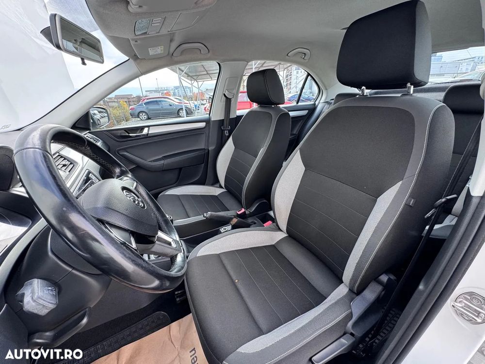 Skoda RAPID 1.0 TSI Ambition - 18