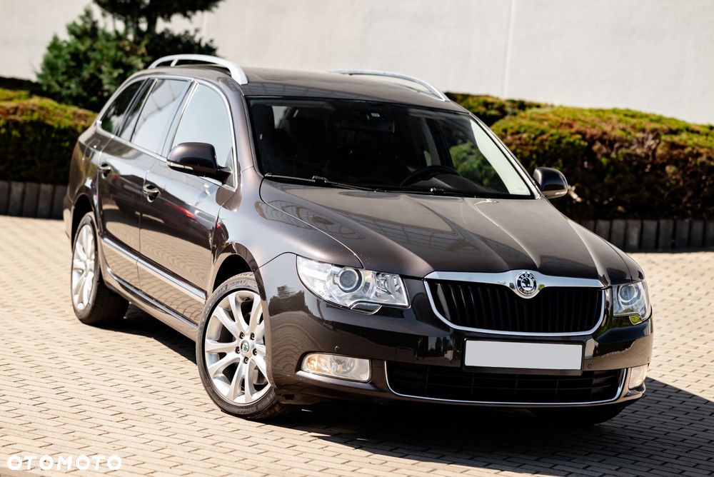 Skoda Superb 2.0 TDI Comfort DSG - 1