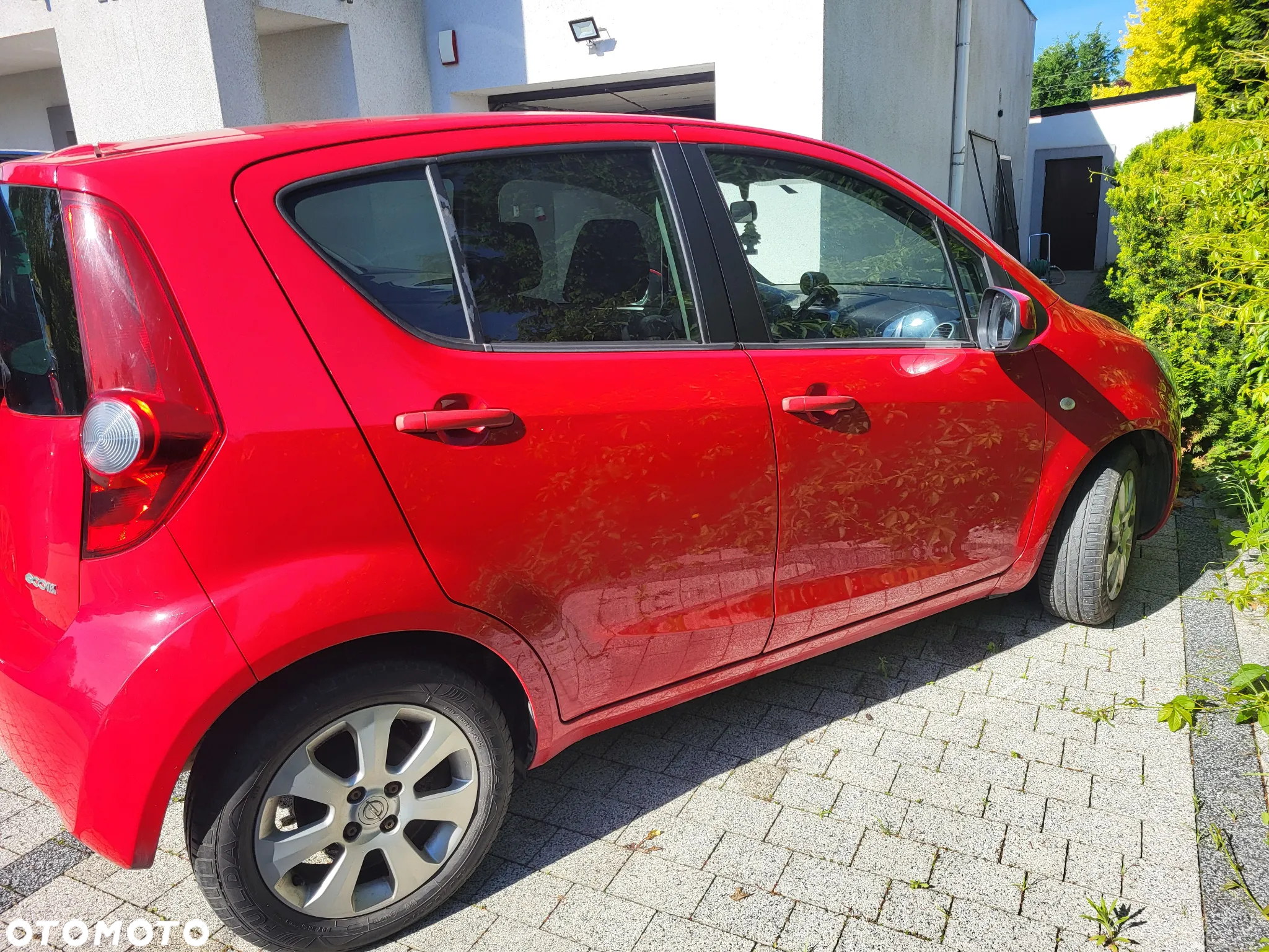 Opel Agila 1.0 - 2