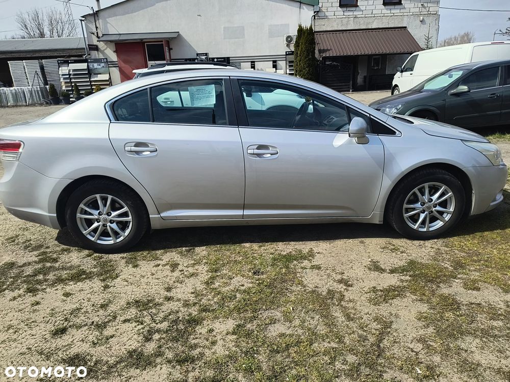 Toyota Avensis 1.8 Edition - 14