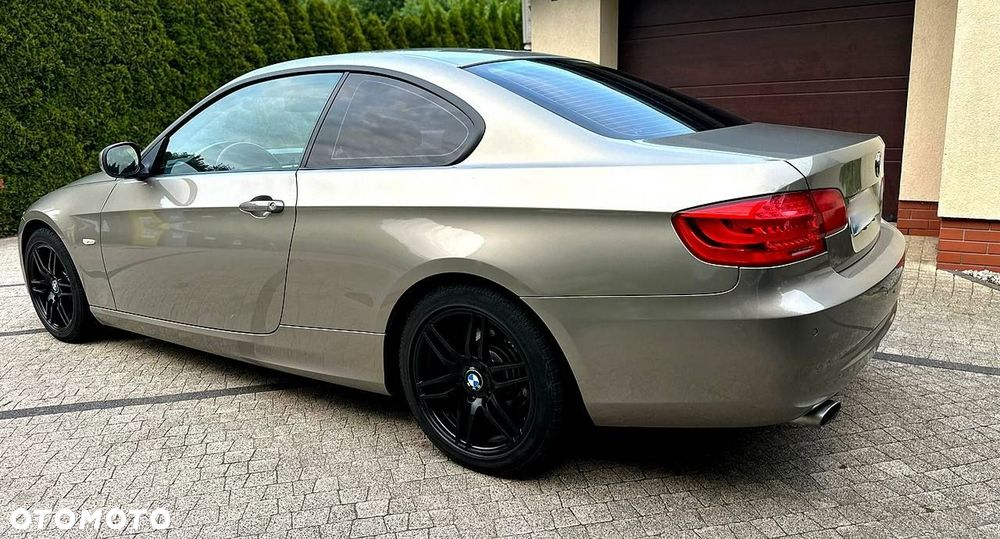 BMW Seria 3 - 25