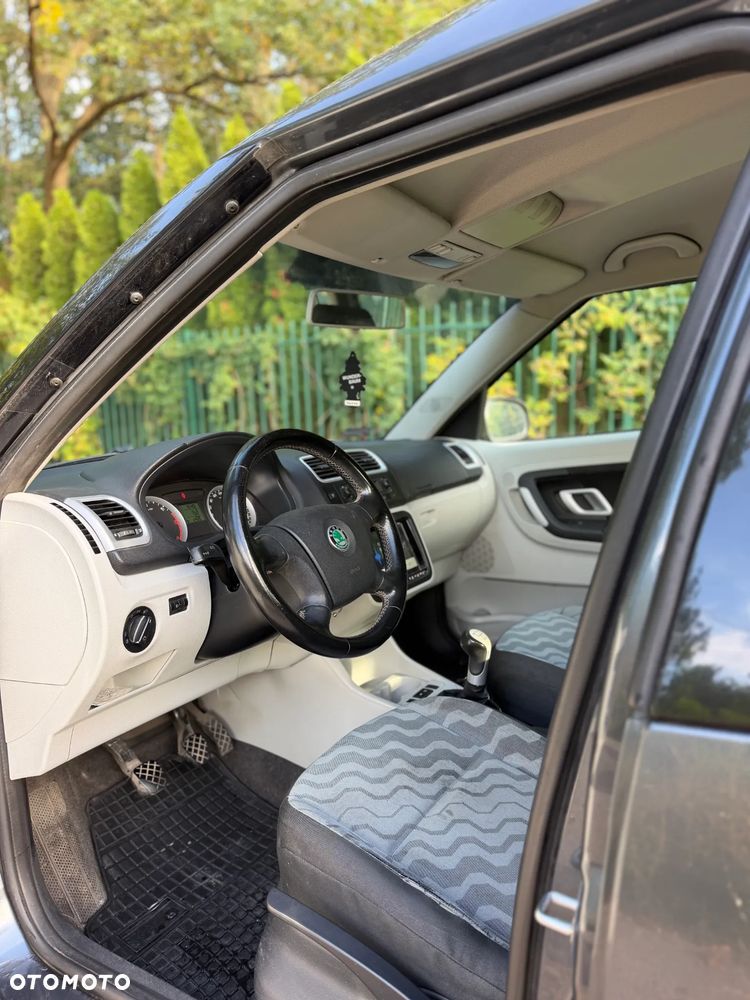 Skoda Roomster 2007 photo 3