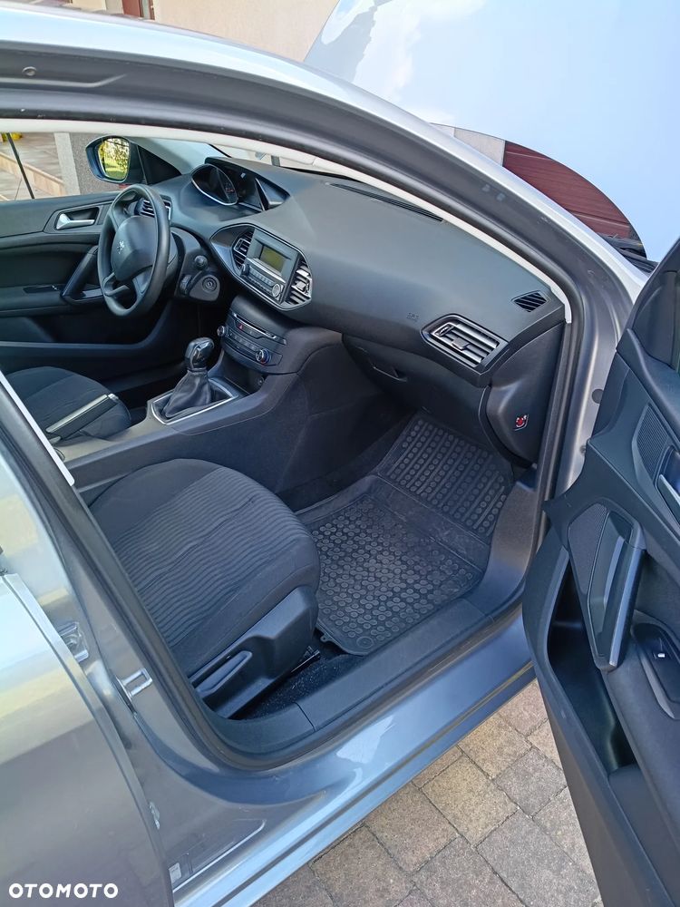 Peugeot 308 1.6 BlueHDi Business Line S&S - 11