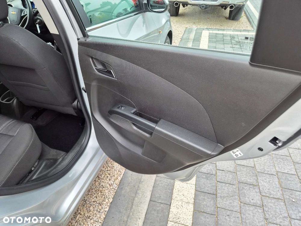 Chevrolet Aveo - 20