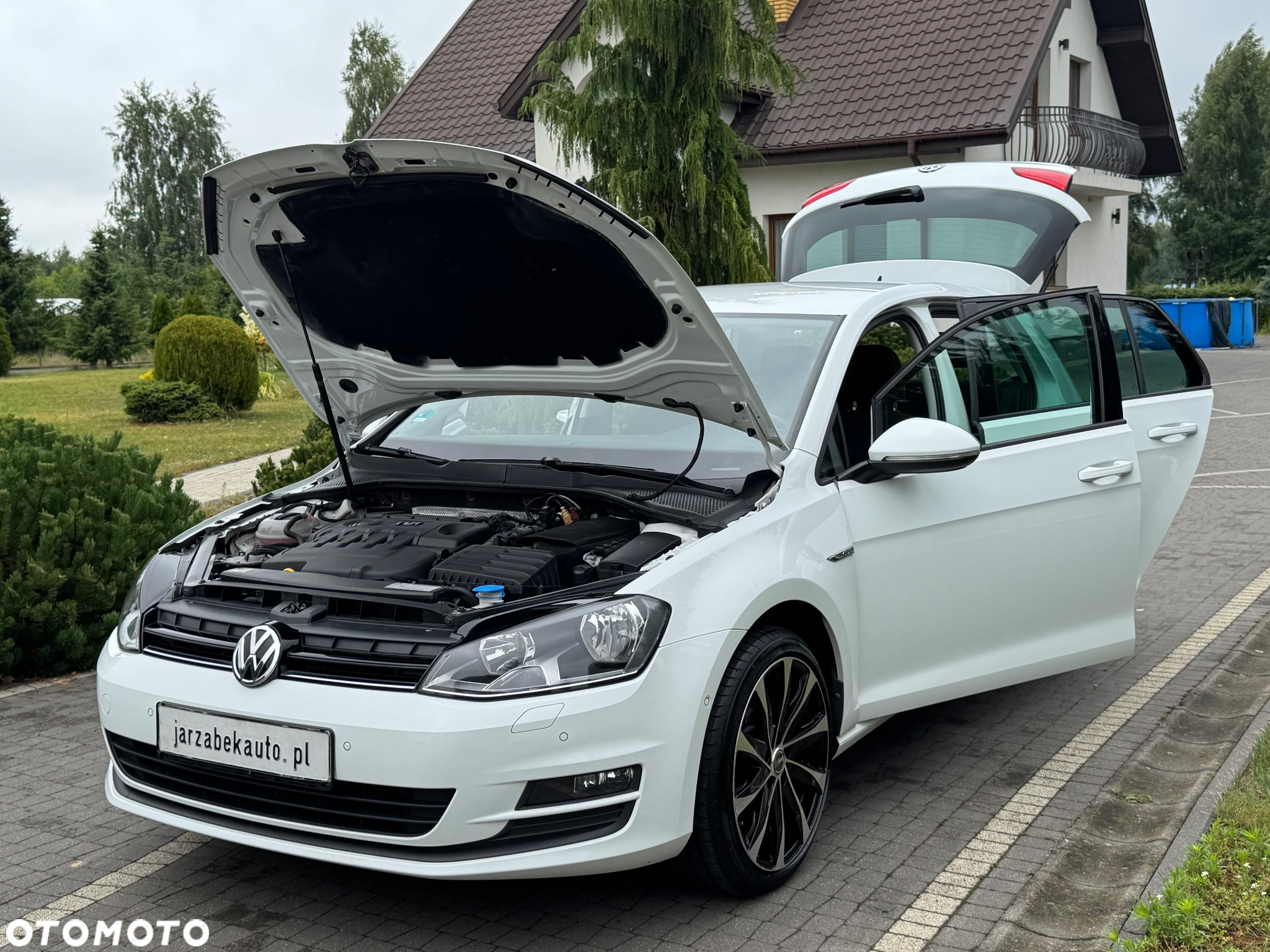 Volkswagen Golf 2.0 BlueTDI Cup - 11