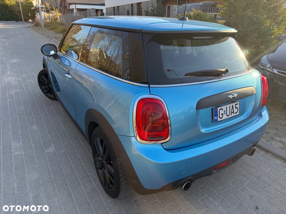 MINI ONE Blackyard - 11