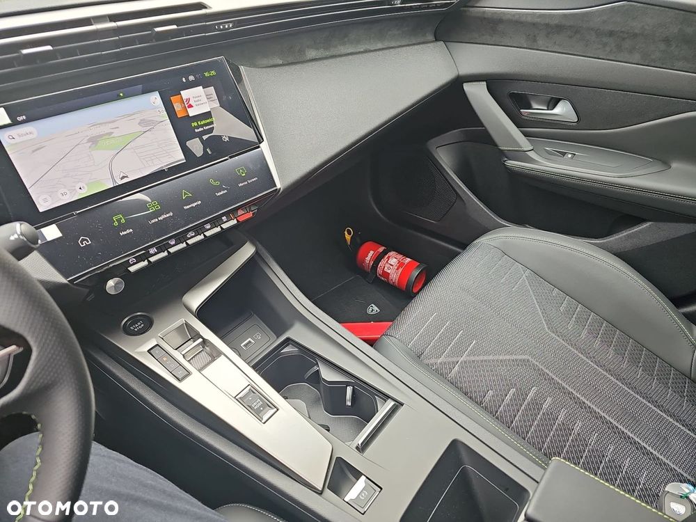 Peugeot 308 - 16