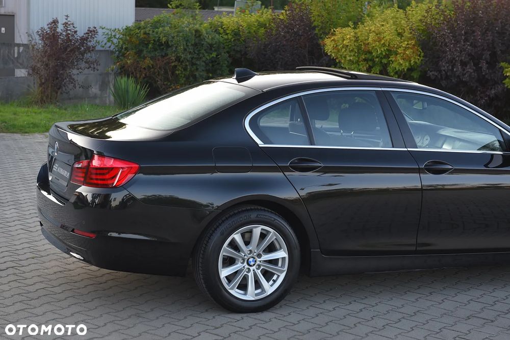 BMW Seria 5 520d - 14